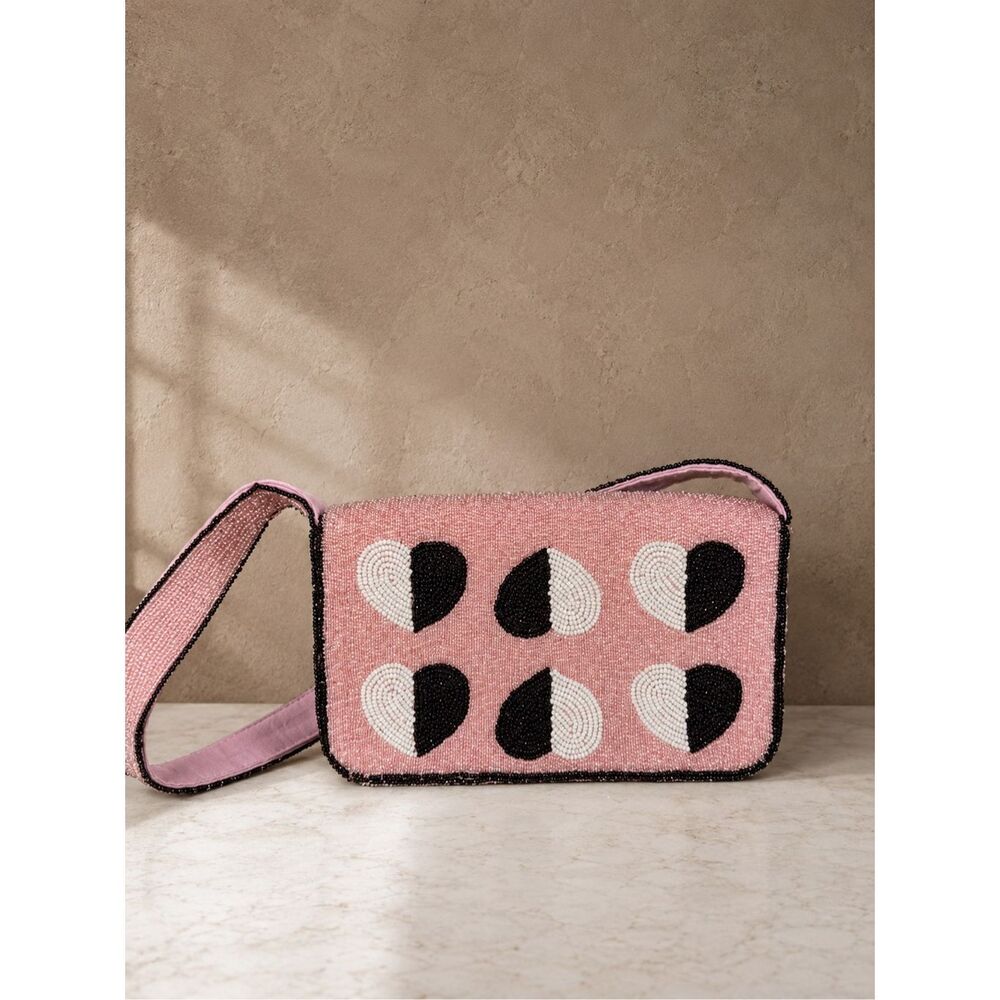 Anthropologie Fiona Beaded Shoulder Bag Pink Heart Icon Edition Glass Bead Purse - Picture 2 of 11
